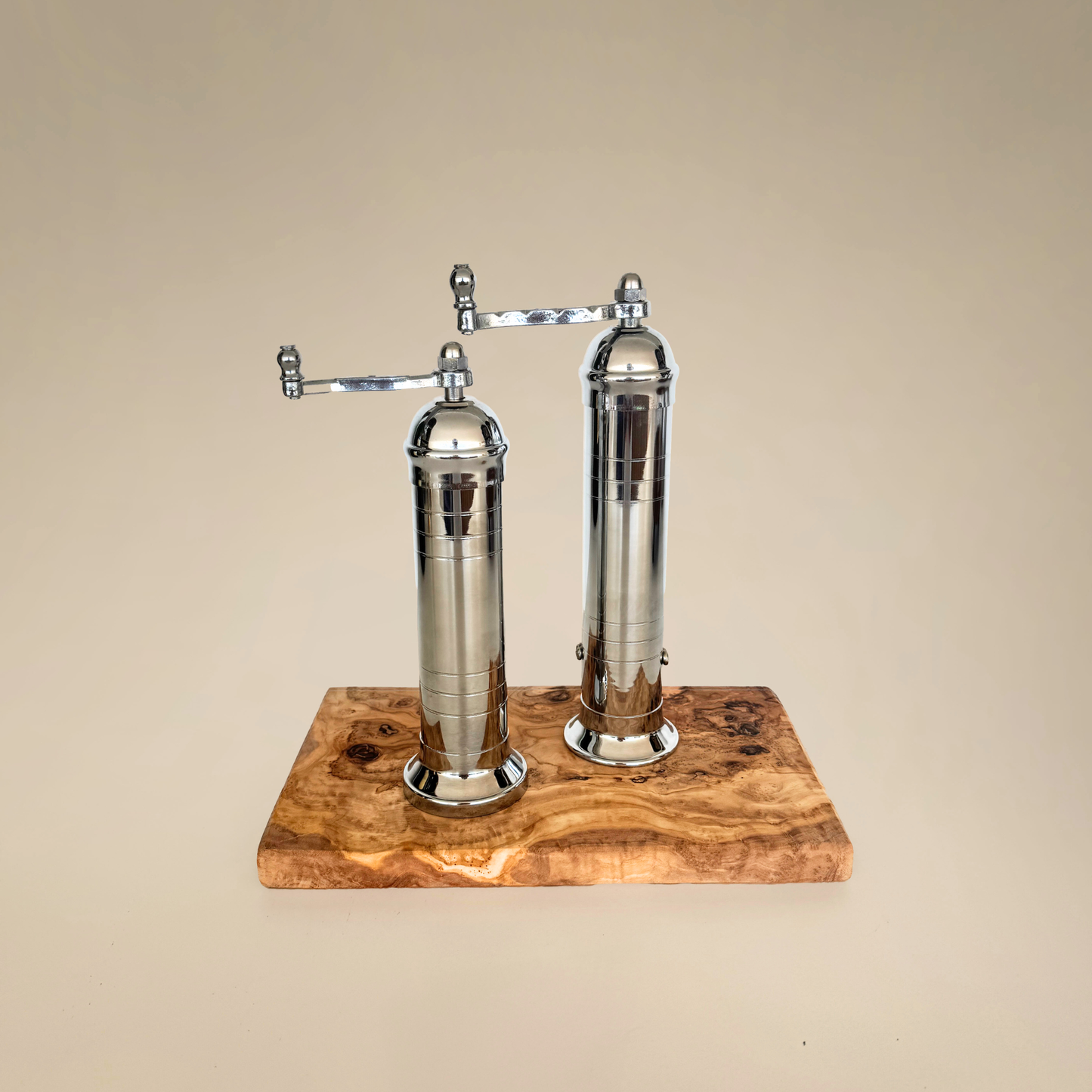 Brass Mills & Olive Wood Board Set - Chrome